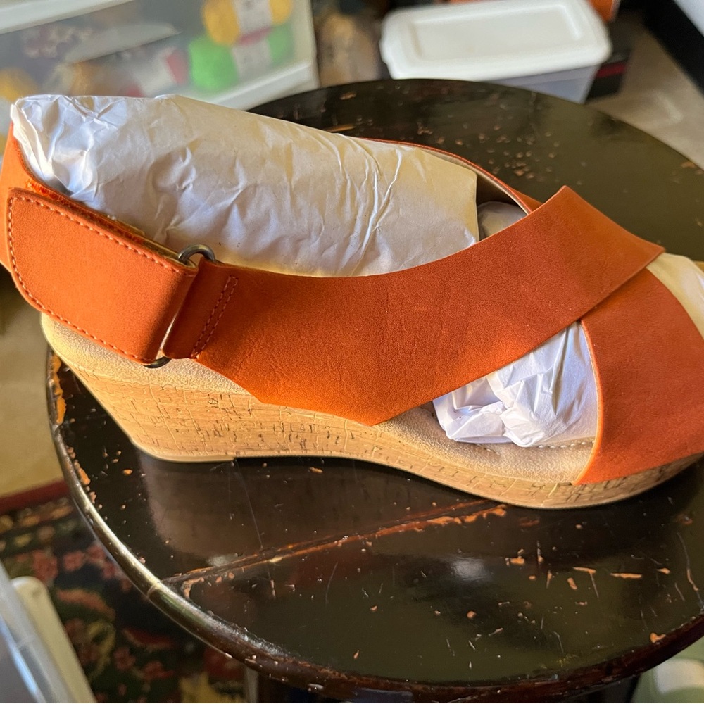 CL by Launday Orange Wedge Sandals size 9.5 new